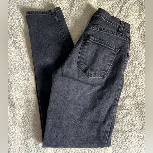 Fashion Nova High Rise Mom Jeans - Picture 1 of 4